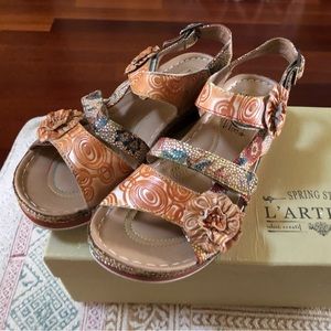 Woman’s L’Artiste Joelina sandel